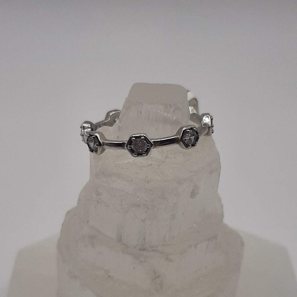 R912 Sterling Silver Bee Ring - Charmed Aroma